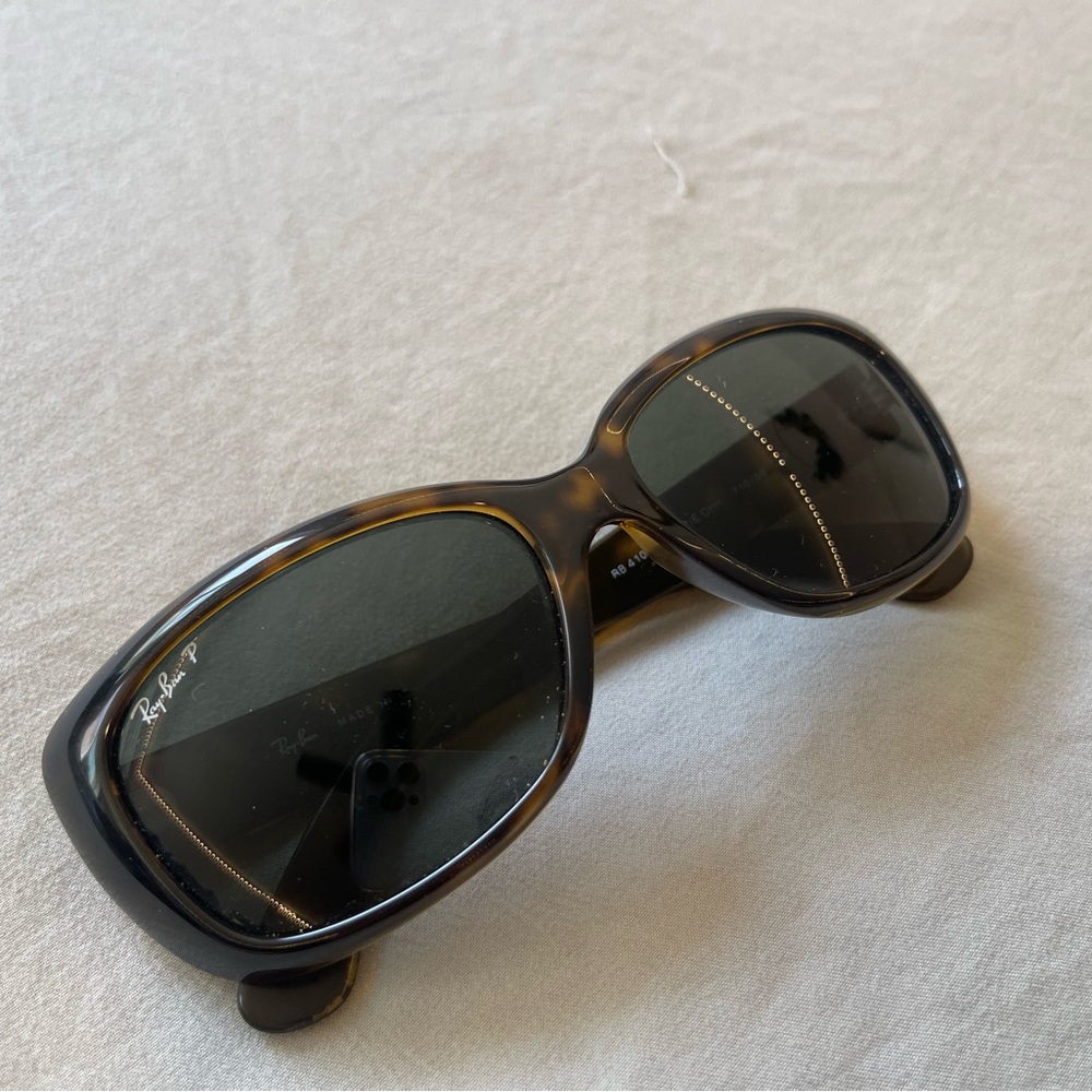 Ray Ban Women’s glasses! Fairly used! Jackie Ohh Style!
